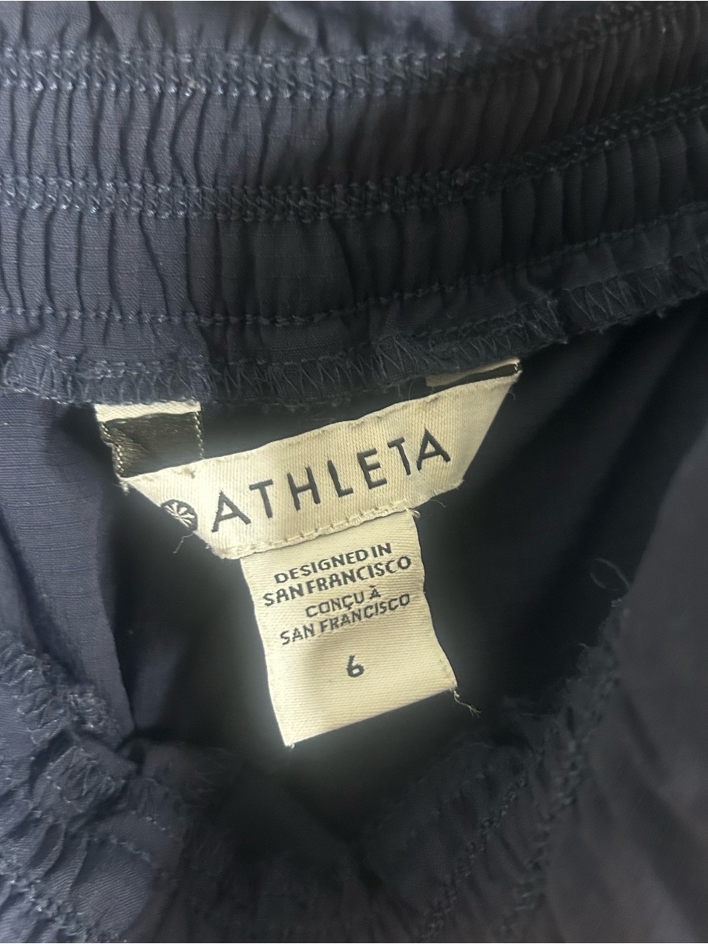 Athleta Trekkie High Rise Parachute Pants Womens Size 6 Navy Blue Hiking Travel - Picture 5 of 9